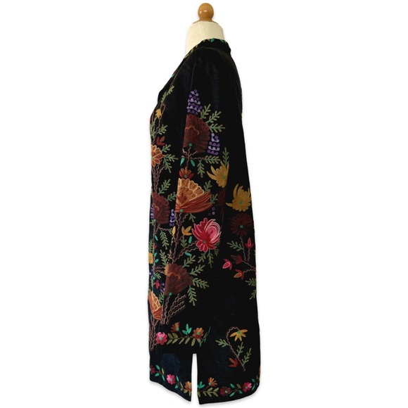 TravelSmith Jackets & Coats Travelsmith Vintage Floral Embroidered